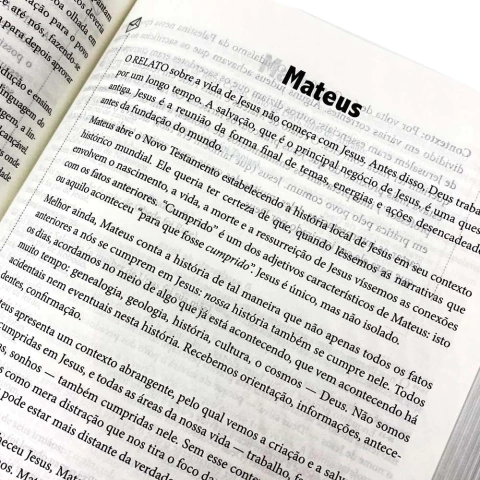 biblia-de-estudo-a-mensagem-luxo-preta-editora-vida-24992-foto-interna-2-min1-df387029af6ab4508216681085217918-480-0