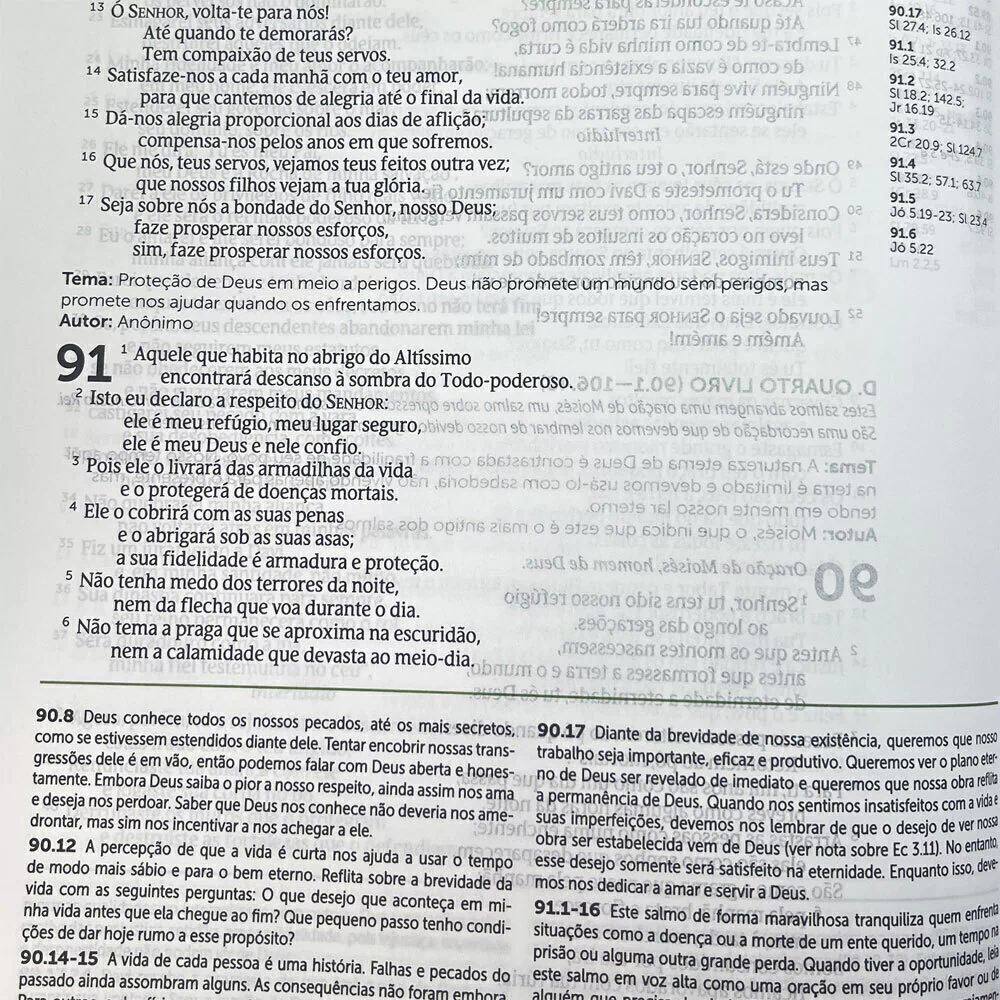 1585161141-biblia-de-estudo-nvt-aplicacao-pessoal-grande-capa-luxo-preta-editora-cpad-sku-49155-interno1-site-mi-jpg-d595d1bd9e9660300417284835990759-1024-1024