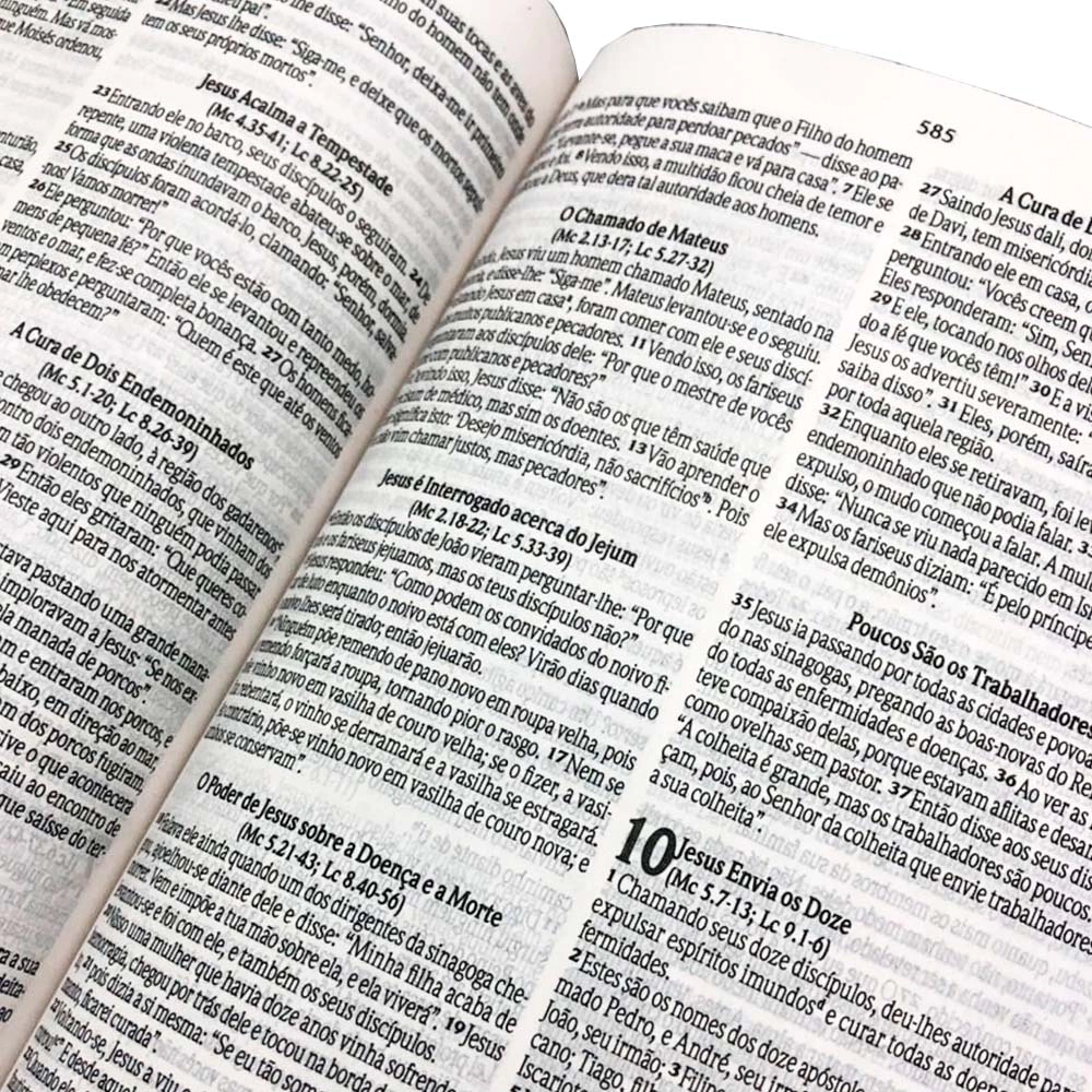 898121111-biblia-sagrada-nvi-media-capa-luxo-slim-editora-geografica-interna-44099-44101-44100-2-mi-jpg-dab8a1ee66594f1f3f16599631631185-1024-1024
