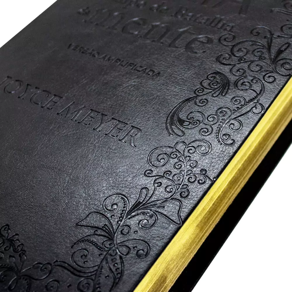 1193619693-biblia-de-estudo-campo-de-batalha-da-mente-joyce-meyer-capa-preta-editora-bello-publicacoes-46037-lateral-2-mi-jpg-ebf3a7416d7d54062e16787214835547-1024-1024